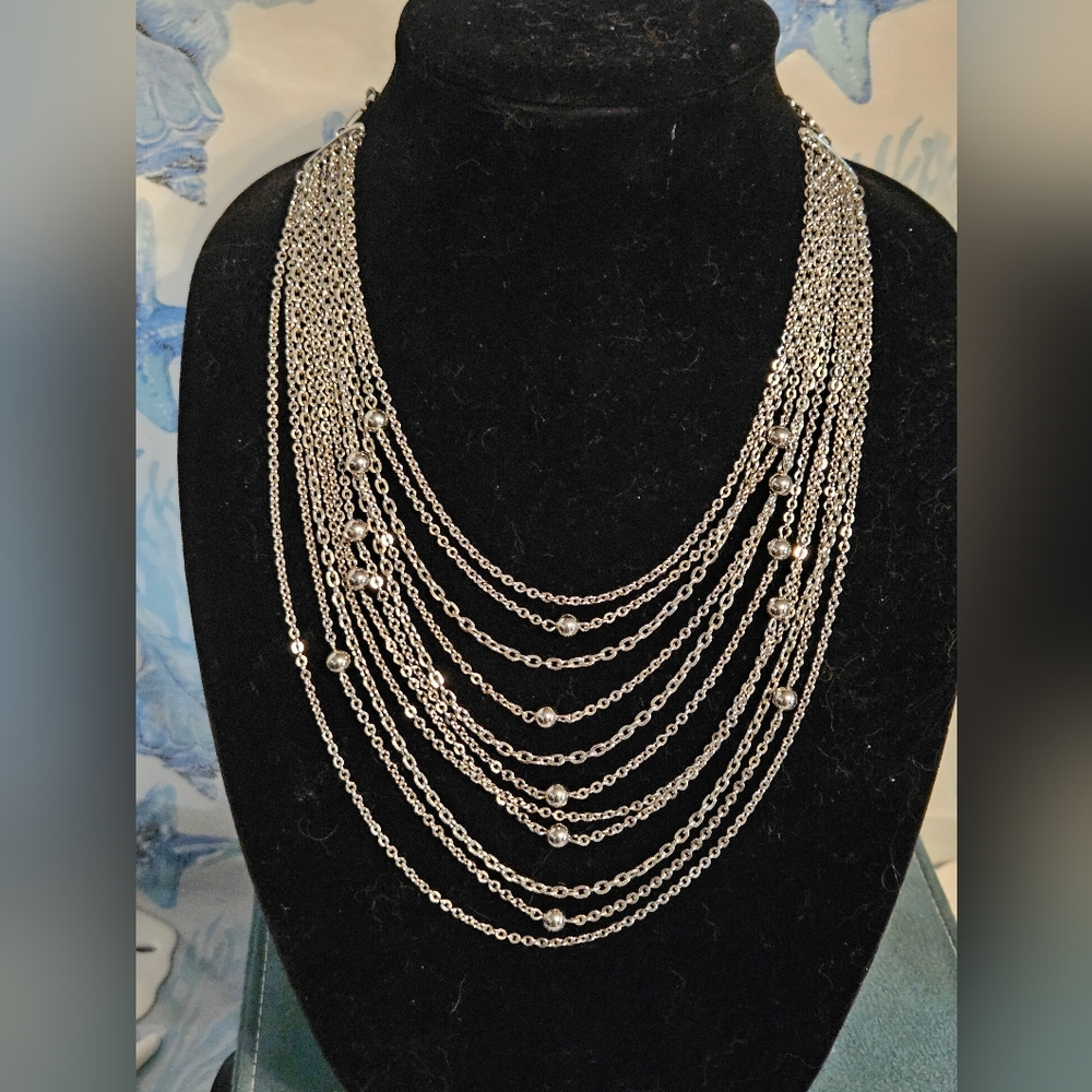 Lisner necklace